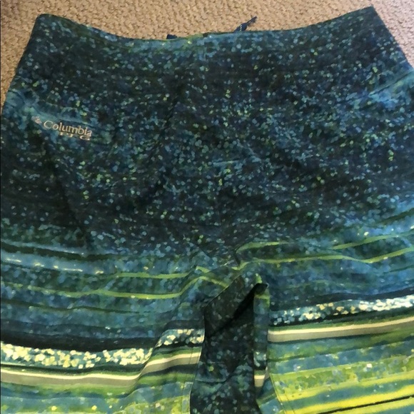Columbia PFG swim trunks - Picture 3 of 4